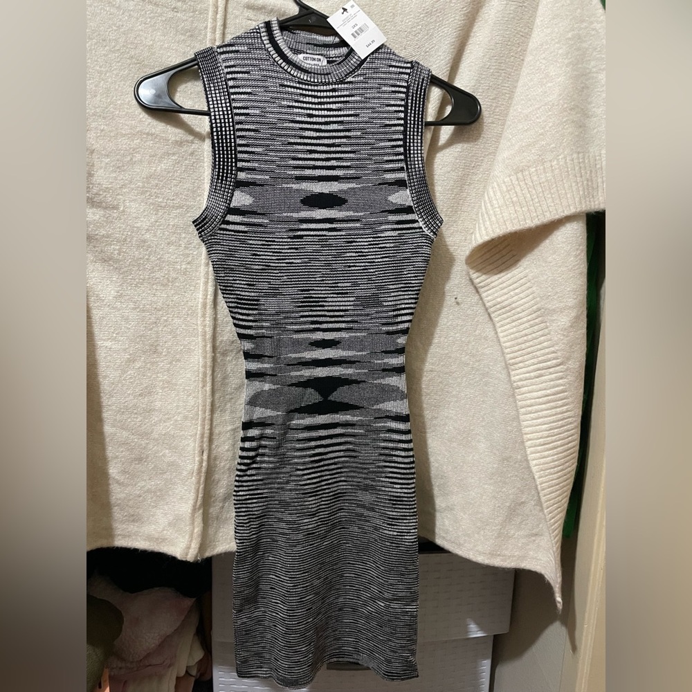 Cotton on slim fit dress *new* size |2XS|